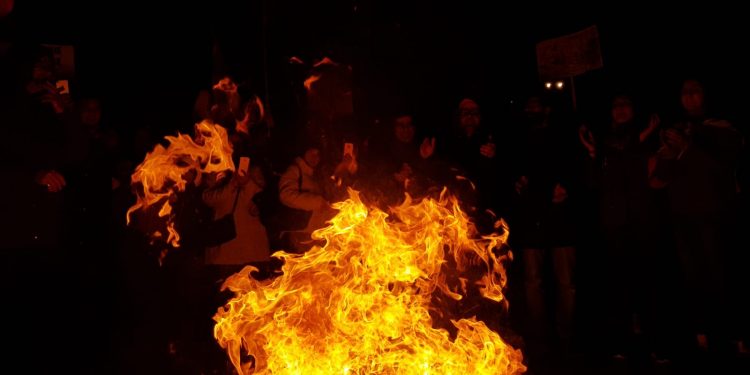 Newroz li Parîsê hat pîroz kirin