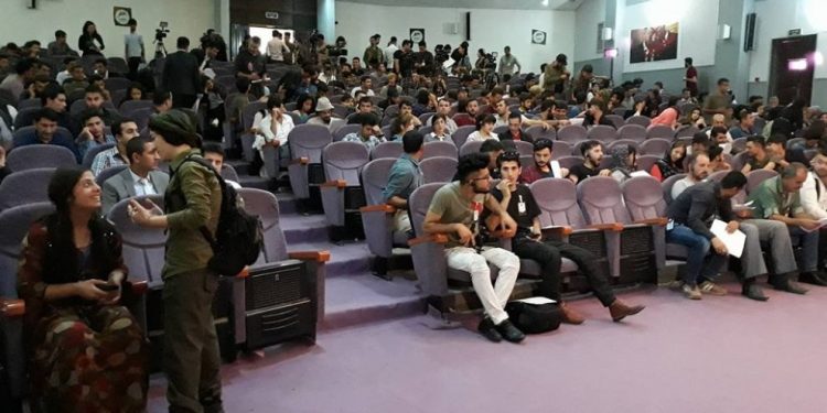 Konferansa Ciwanan a Rojhilata Navîn dest pê kir