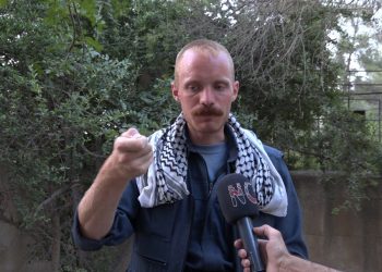 Ronahî: Sekna li hember derbastbûna ciwanan hevkariya bi dagirkeriyê re ye