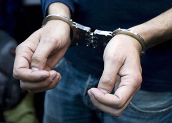 Xwendekarên mitînga AKP’ê şermezar kirin, hatin binçavkirin