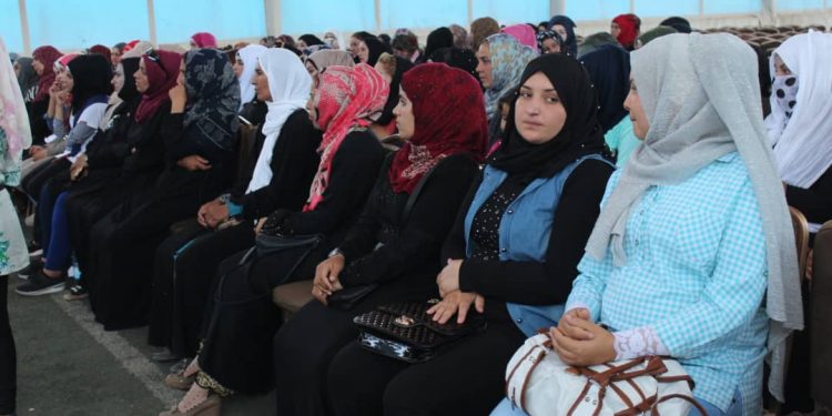 Jinên ciwan yekemîn civîna xwe li Reqayê li dar xist