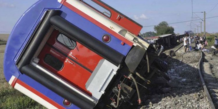 Tirkiyê belavkirina zanyariyê li ser bûyera tirênê qedexe kiriye