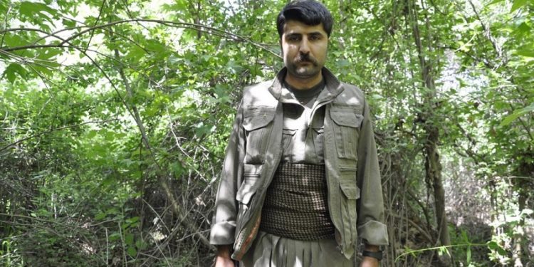 Gerilla Azad: ‘Ciwanên Kurd divê ji bo gelê xwe şer bikin’