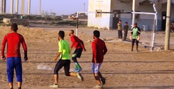 Komîteya Ciwan û Werzîşê ya Reqayê turnuveyeke futbolê organîze kir