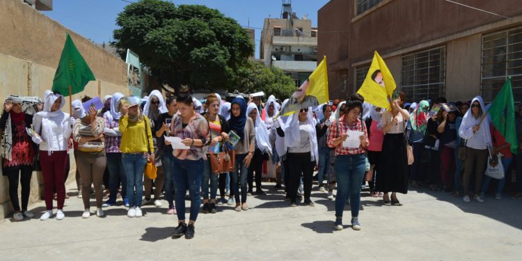 Jinên Ciwan: Di vê demê de ji bo kurdan parastina axa ji nan û avê pêwîstire