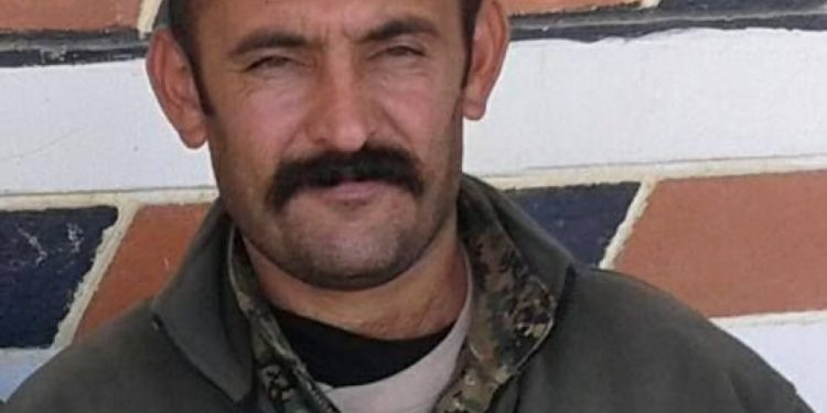 Şervanê YBŞ’ê ku dema êrîşa Şengalê ya 15’ê Tebaxê bi giranî birîndar bibû şehîd bû