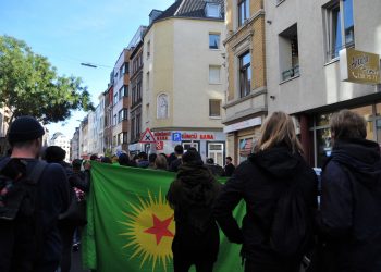 Ciwan çalakiyên xwe li Berlin û Köln didomînin