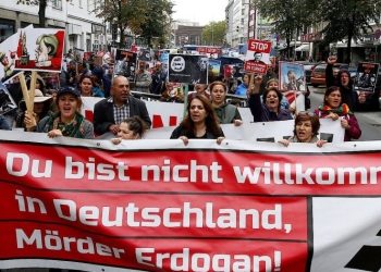 Partiyên Çep piştgiriyên baş didin protestoyên li dijî Erdogan