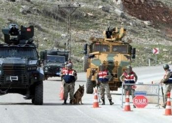 Artêşa Tirk gefa şewitandina gundiyên Çemê Elika kirin