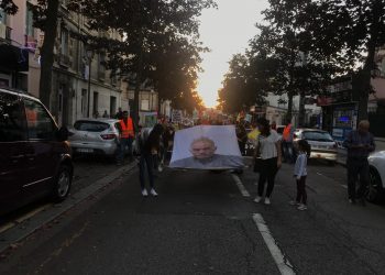 Li Fransa di pêşengtiya ciwanan qomplo û tecrîd hatin şermezar kirin