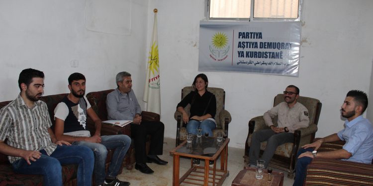 Însyatîfa Ciwanên Rojhilata Navîn partiyên li Rojava vedixwînin Konferansê
