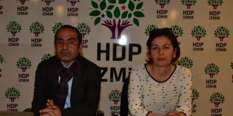 Operasyona qirkirina siyasî ya li Îzmîrê: 4 kes hatin girtin