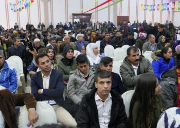 Kongreya ciwanên HDP bi soza mezinkirina berxwedanê dawî bû