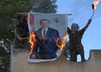 Meşa li Girê Spî: ‘Destên dirêjî Şoreşa Rojava bibe wê bi agir ciwanan bişewite!’