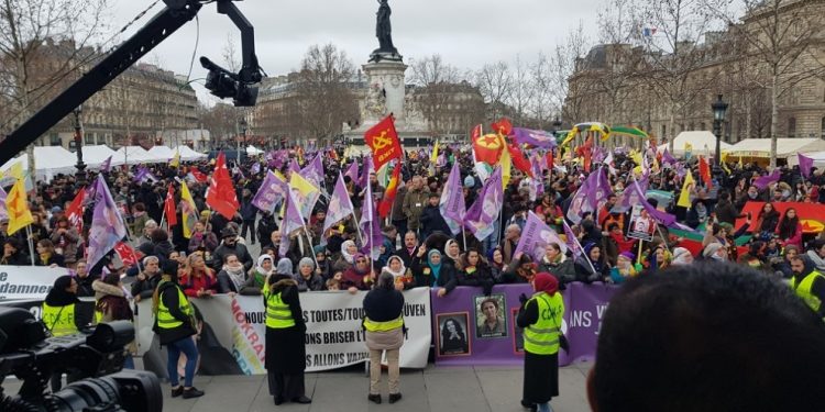 Li Parîs’ê deh hezaran kes azadiya Ocalan xwestin