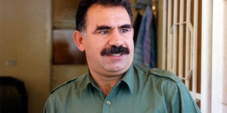 Parêzerên Rêberê Gelan Abdullah Ocalan, ji bo biçin Îmrali’yê serlêdan kirin