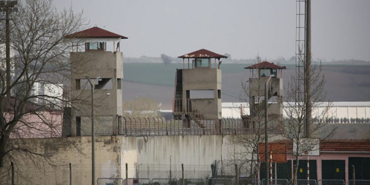 239 Girtî di grevê birçîbûnê de ne