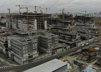 4 hezar karker li Başakşehîrê ketin grevê