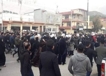 LEZGÎN- Gelê Başur rabû serhildanê û baregaha Tirk şewitand