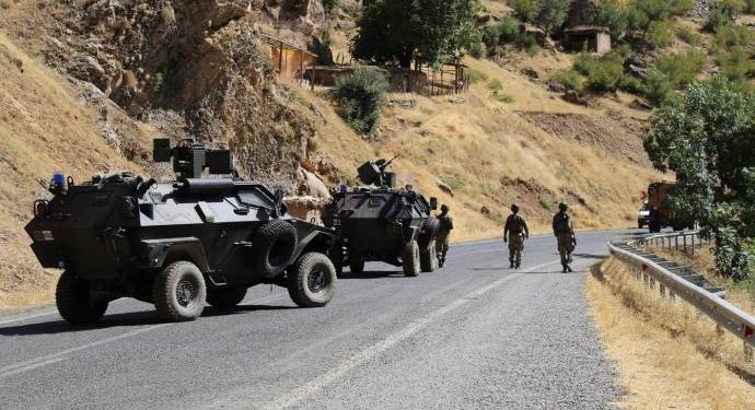 Li 43 gund û mezrayên girêdayî navenda Bedlîsê qedexeya derketina derve hat îlan kirin