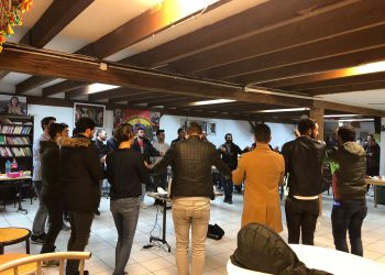 Ciwanên Şoreşger li Fransa’yê şahiyekî ciwanan li darxistin