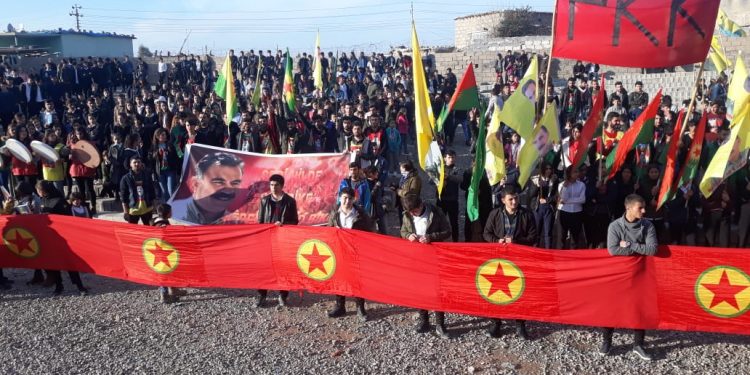 “Ciwanên Mexmûrê, Ji bo Şikandina Tecrîdê, Herikîn Qadan”