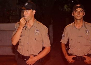 Li Stenbol’ê li dijî bekçiyan çalakiya bombeyî