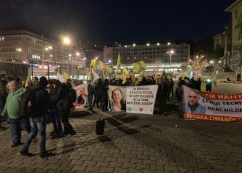 Bloga Zindî- Li Ewrûpa li dijî tecrîdê çalakiyên ‘Em Serî Hildidin!’