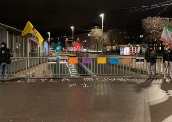 Tevgera Ciwanên Şoreşger li Zûrîh’ê li dijî tecrîdê çalakî lidar xistin.