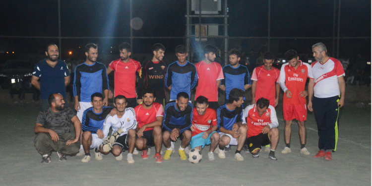 Tevgera Ciwanên Mexmûr û Tevgera Jinên Ciwan dest bi Liga fotbolê kirin