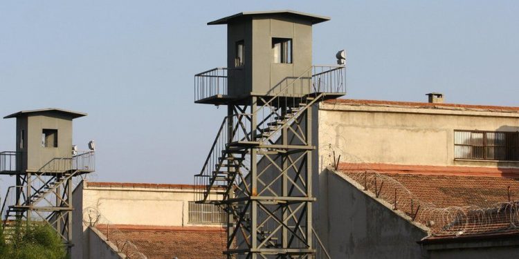 Girtiyên PKK û PAJK’ê: “Roj roja yekîtiyê û şikandina tecrîdê ye”