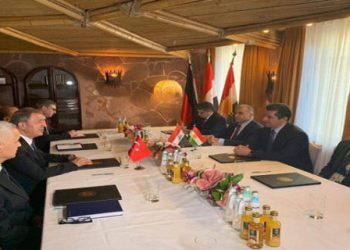 Civîna dagirkirina Rojava ya Hulusî Akar û Mesrûr Barzanî