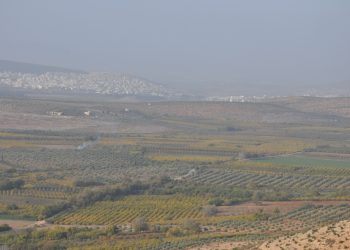 Li Efrînê di wesayîtekê de mayîn teqiya: Herî kêm 3 çete birîndar bû