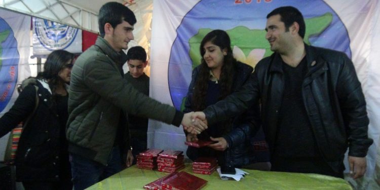 Li Şehbayê Xwendekarên serkeftî hatin xelatkirin