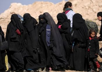 Şervanên QSD’ê komek sivîlên din ên Baxozê rizgar kirin