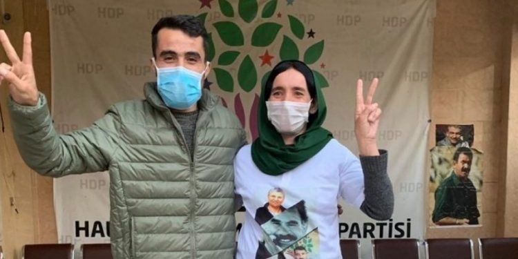 Nasir Yagiz 93, Fadîle Tok 33 roje di berxwedanê de ne!