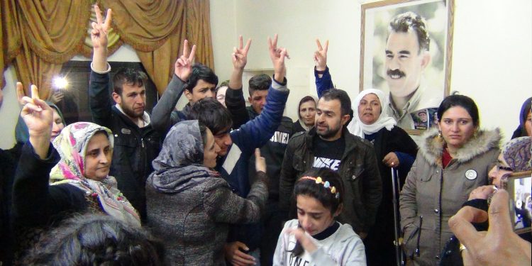 Rejîma Surî, 5 welatiyan berdan