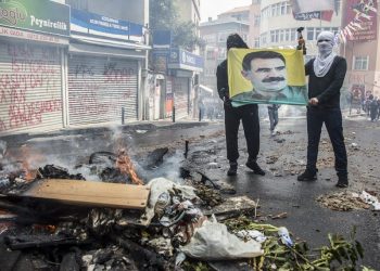 XEWNEREŞKA FAŞÎZMÊ; CIWAN