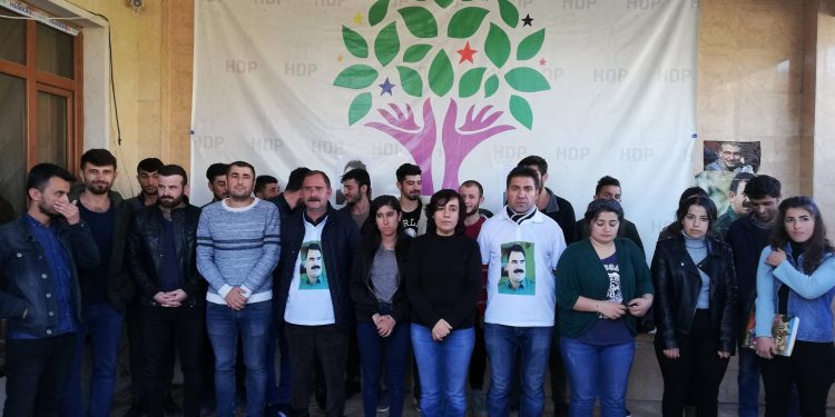 Xwendekaran serdana çalakvan Nasir Yagiz kirin