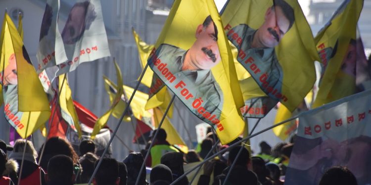 Meşa Dirêj a Ciwanên Kurd û Enternasyonalan didome!