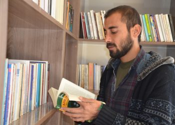 TAYBET-“BI PIRTÛK XWENDINÊ, MIROV XWE NAS DIKE Û DIKEVE FERQA XWE”