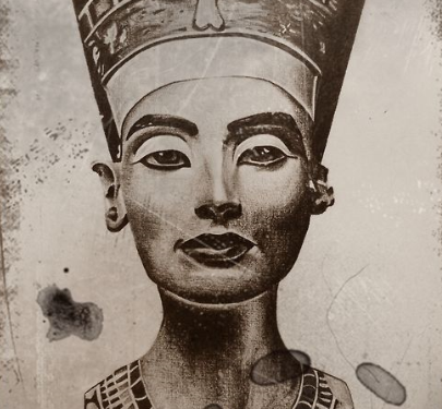 Prensesa mittani, buka misir, xwedevenda hezar salan Nefertîtî