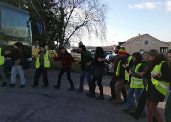 Di meşa dirêj a Enternasyonalan de nêzikatiyên polêsan vala hate derxistin!