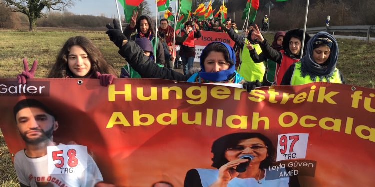 Meşa Dirêj a Ciwanan li Ewrûpa di roja 3’an de destpêkir!