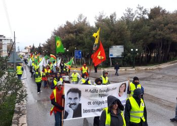 Meşa dirêj a Ciwanan li dijî tecrîdê li Yewnanîstanê jî destpêkir!