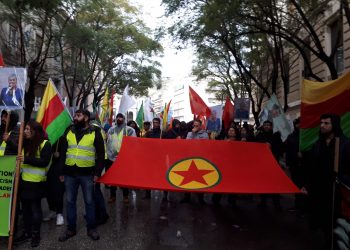 Meşa dirêj a Ciwanên Kurd li Atinayê dawî bû!