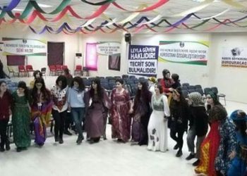 TAYBET- Apoîzm Rehbera Şoreşa Rojhilata Navîn e