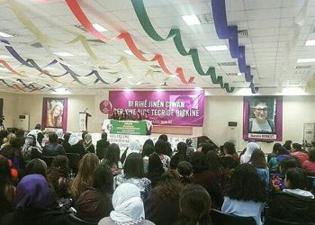 Konferansa Jinên Ciwan Destpêkir: “Jiyana Azad bi jina azad re gengaz e!”- NÛ BÛ
