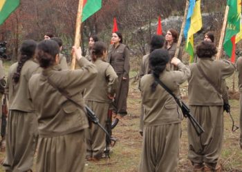 Gerîlayên YJA Starê li Çiyayên Azad 8’ê Adarê pîroz kirin