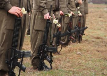 Gerîlayên YJA Starê li Çiyayên Azad 8’ê Adarê pîroz kirin